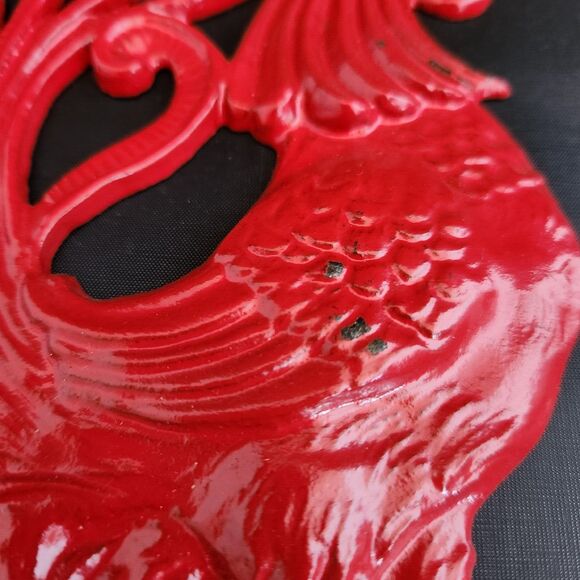 Cast Iron Rooster Wall Hanging Decor Red Enamel Set of 2 VTG Folk Art PA Dutch - Picture 5 of 9